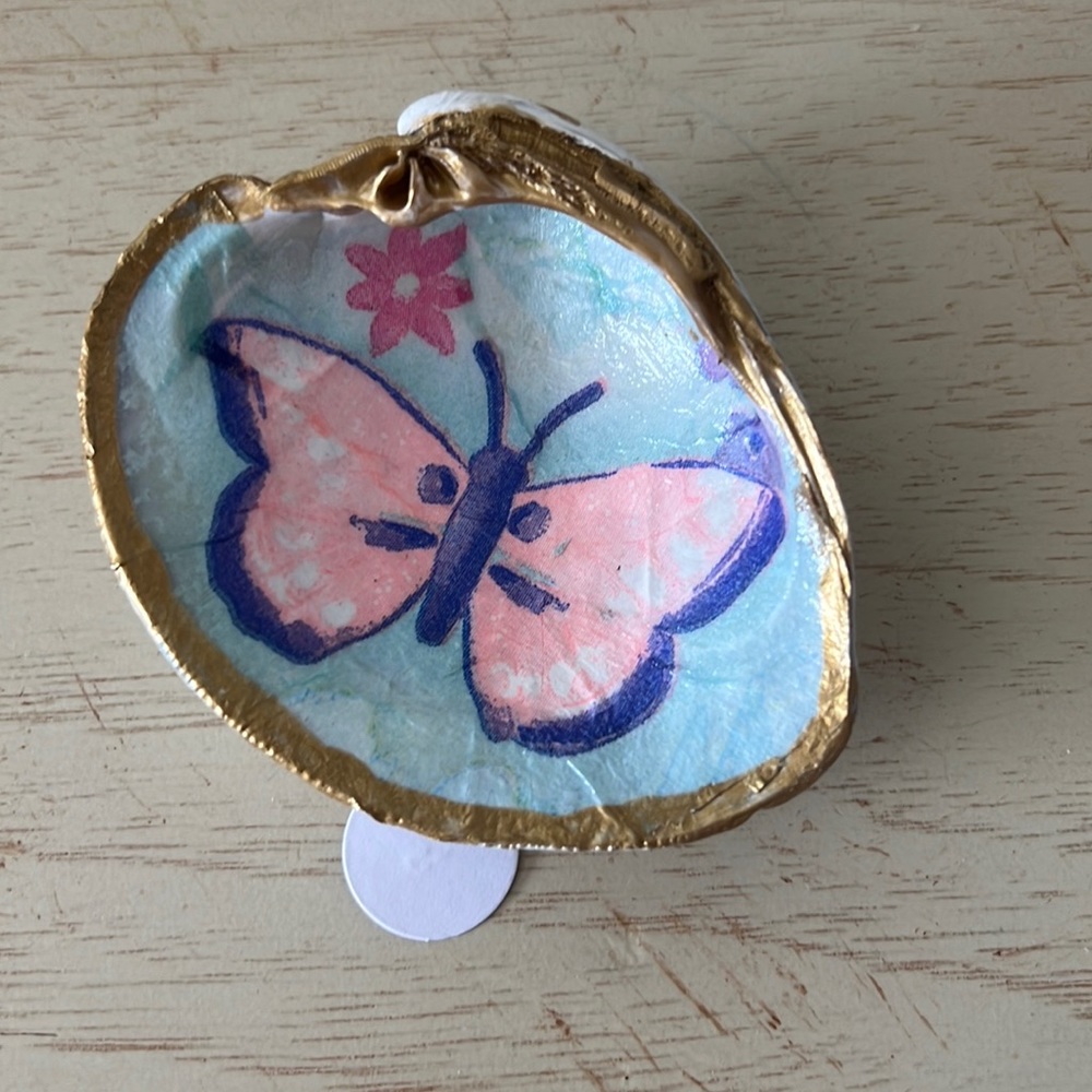 Clam Shell Ring Earrings trinket Holder Butterfly with Gold tone trim